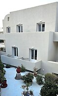 Akis Hotel