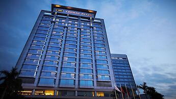 Crowne Plaza Zhongshan Wing on City by IHG