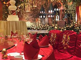 Crowne Plaza Zhongshan Wing on City by IHG