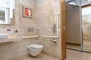 Crowne Plaza Zhongshan Wing on City by IHG