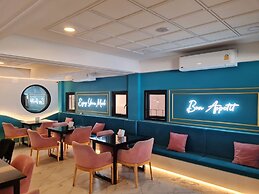 Opal House Hotel & Restaurant