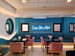 Opal House Hotel & Restaurant