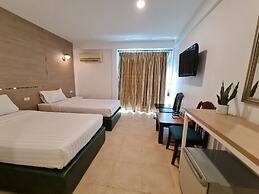 Opal House Hotel & Restaurant