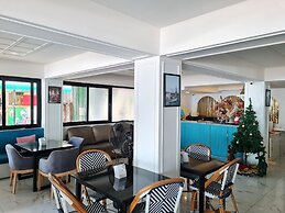 Opal House Hotel & Restaurant