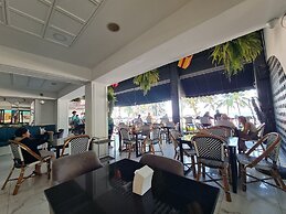 Opal House Hotel & Restaurant