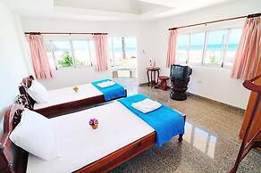 Koh Talu Island Resort