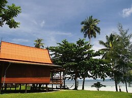Koh Talu Island Resort