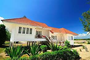 Koh Talu Island Resort