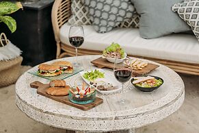 Indiana Kenanga Boutique Hotel & SPA