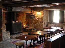 The White Horse Inn
