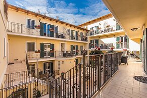 Aurelia Vatican Apartments