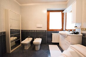 Alpen Hotel Chalet - Valdidentro