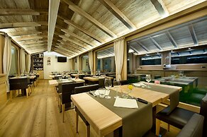 Alpen Hotel Chalet - Valdidentro