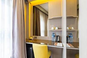 Seraglio Hotel & Suites