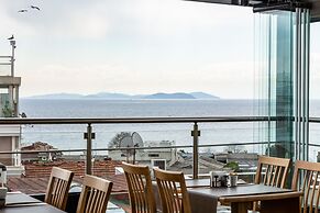 Seraglio Hotel & Suites