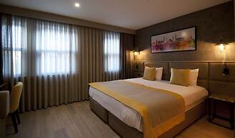 Seraglio Hotel & Suites