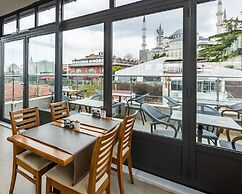 Seraglio Hotel & Suites