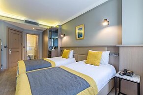 Seraglio Hotel & Suites