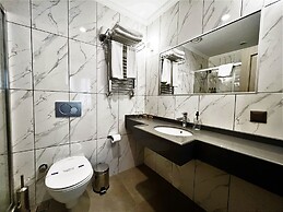 Seraglio Hotel & Suites