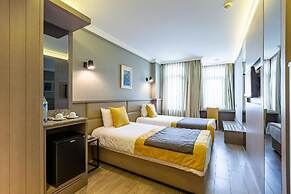 Seraglio Hotel & Suites