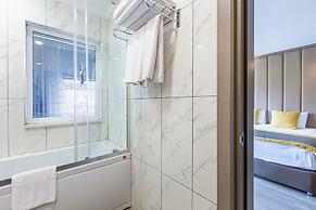 Seraglio Hotel & Suites