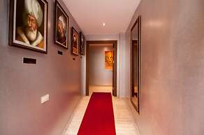 Seraglio Hotel & Suites