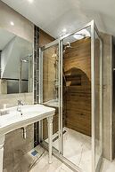 Seraglio Hotel & Suites