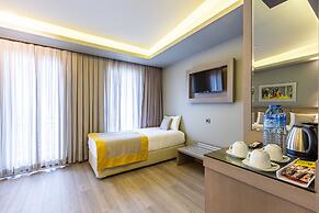 Seraglio Hotel & Suites