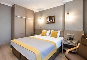 Seraglio Hotel & Suites