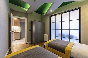 Seraglio Hotel & Suites