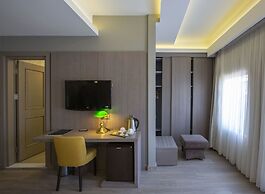 Seraglio Hotel & Suites