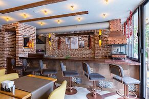 Seraglio Hotel & Suites