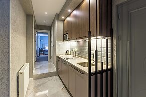 Seraglio Hotel & Suites