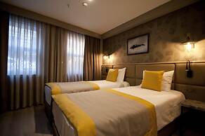 Seraglio Hotel & Suites