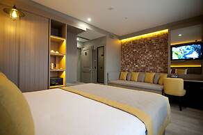 Seraglio Hotel & Suites