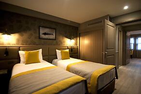 Seraglio Hotel & Suites