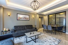 Seraglio Hotel & Suites