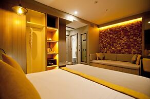 Seraglio Hotel & Suites