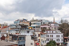 Seraglio Hotel & Suites