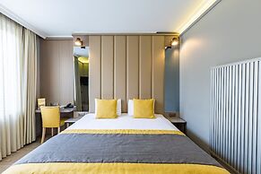 Seraglio Hotel & Suites