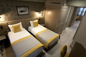 Seraglio Hotel & Suites