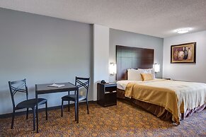 Howard Johnson by Wyndham Branson Theatre District