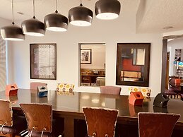 Howard Johnson by Wyndham Branson Theatre District