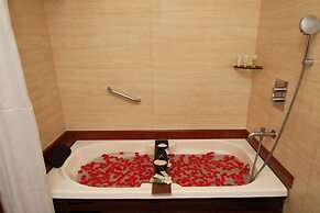 Silent Shores Resort & Spa