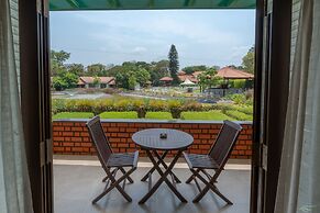 Silent Shores Resort & Spa