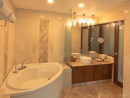 Silent Shores Resort & Spa