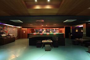 Silent Shores Resort & Spa