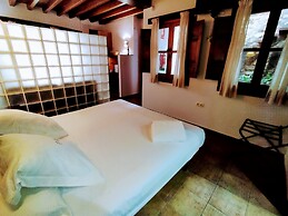 Apartamentos Turísticos Alhambra