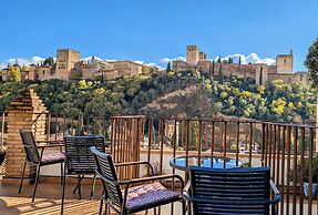 Apartamentos Turísticos Alhambra
