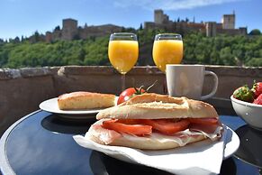 Apartamentos Turísticos Alhambra